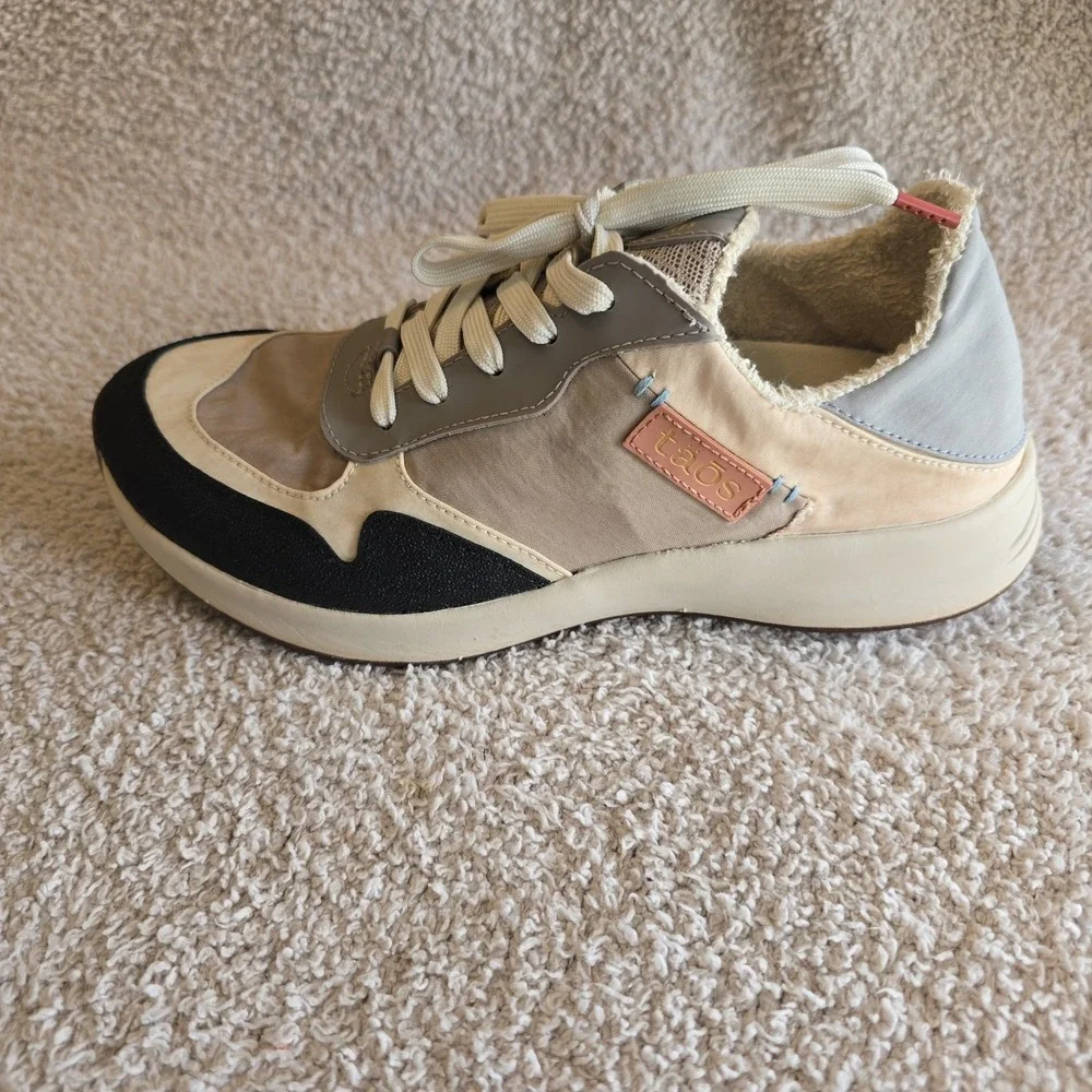 Taos Women's Direction Collapsible Heel Sneakers Grey/cloud Multi Size 7